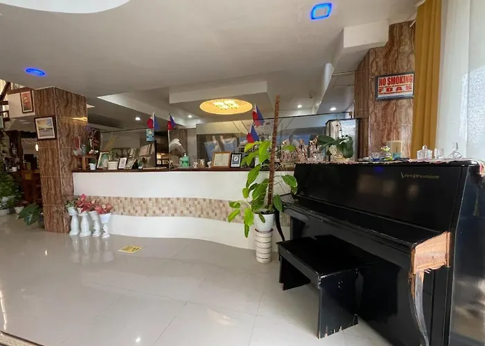 Pilot Hotel