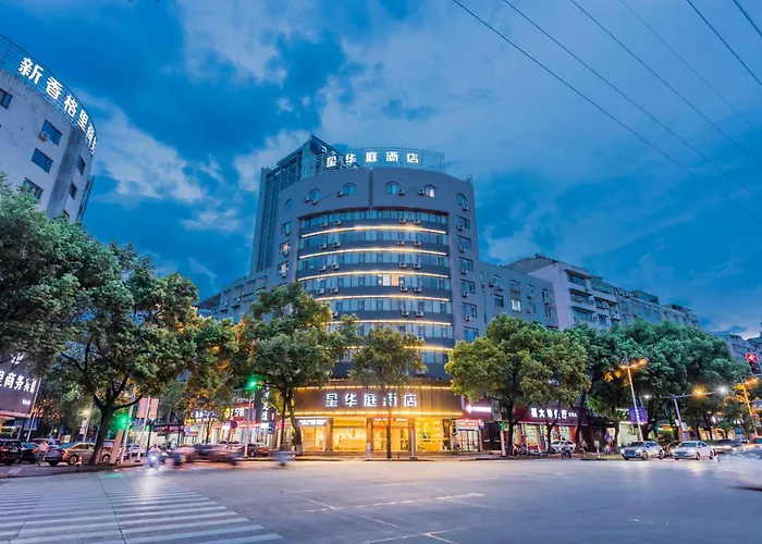Xinhuating Business Hotel