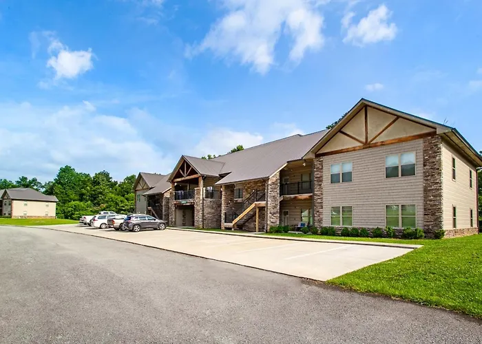 Elegant End Condo Fireplace Community Amenities