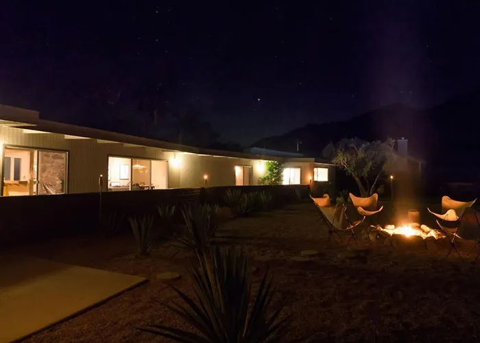 Pool & Mtn View! Designer Borrego Springs Hideaway