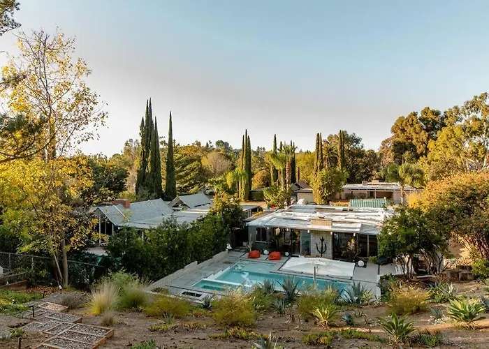 Eichler Mid Century Modern Designer Pool/Jacuzzi