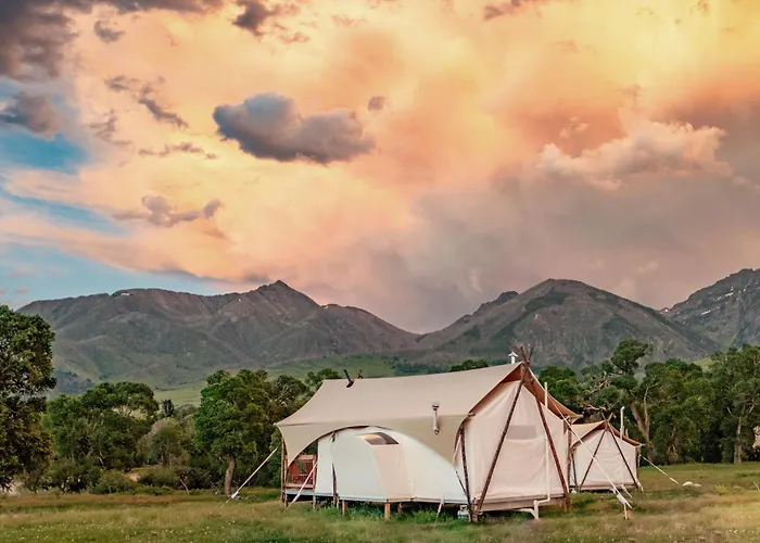 Under Canvas North Yellowstone - Paradise Valley