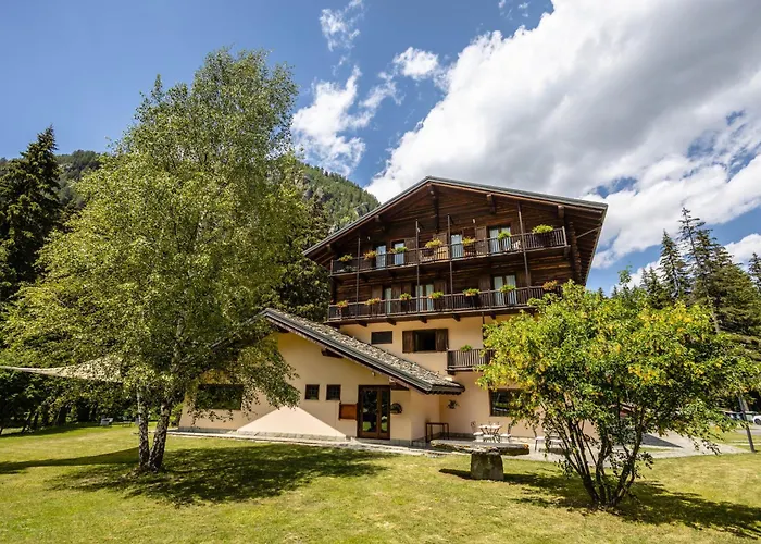 Alpine Forest Hotel & Restaurant