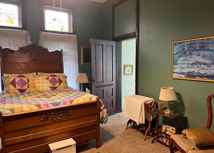Mansion On The Mile B&B