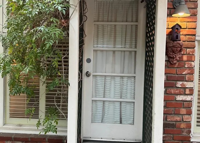 Carmel Garden Inn
