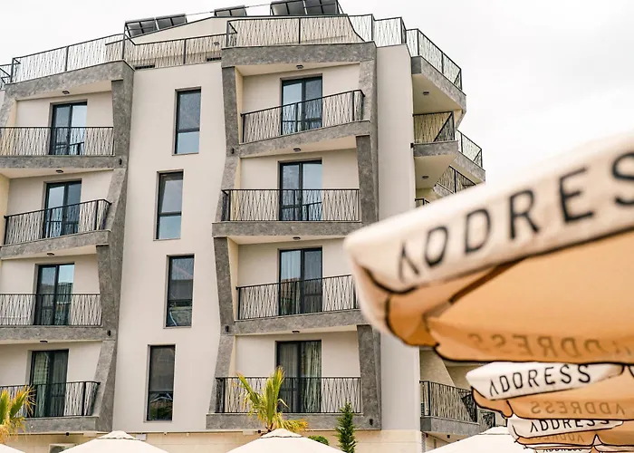 Хотел Address