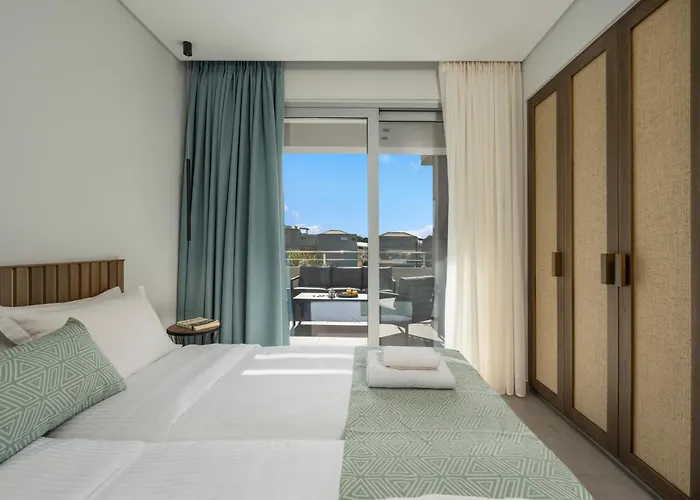 Ostrakon Suites