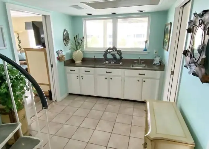 Port O' Call C302 - Iop Island Retreat! Treetop Oceanview!
