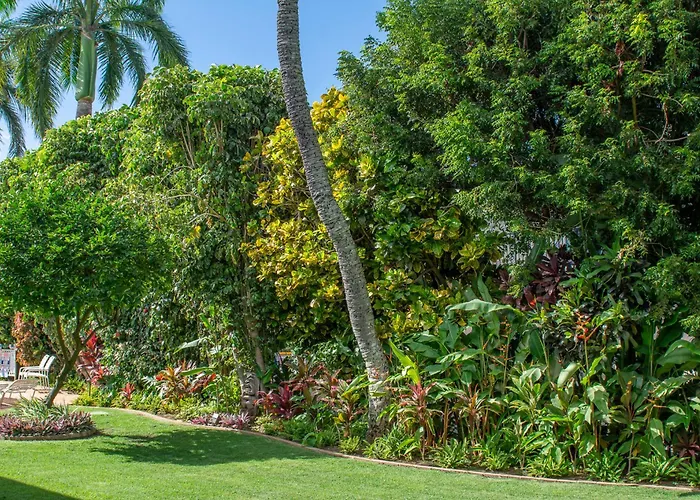 Napili Surf Beach Resort By Castle