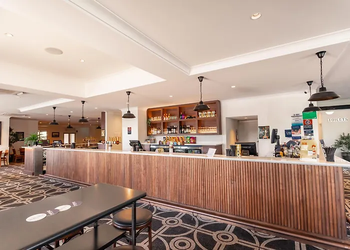 Sportsmens Club Hotel