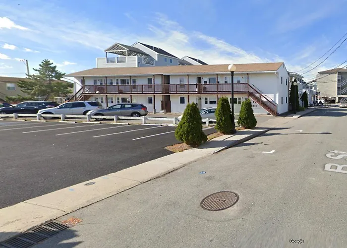 23 B St Apartments