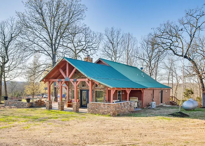 Expansive Mountain Home Rental W/ Yard & Fire Pit!