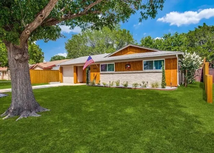 Grapevine Historic District ! New Remodel
