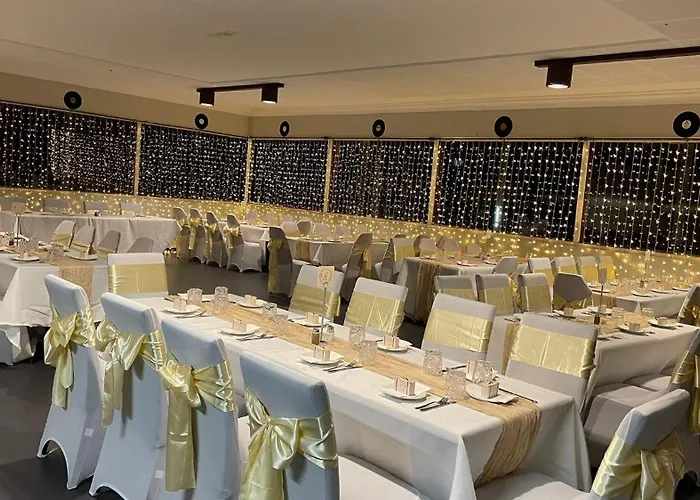 Club Hotel