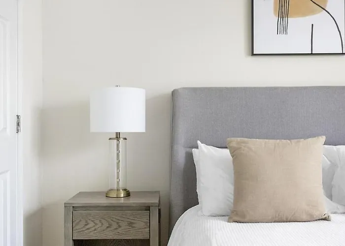 Landing Modern Apartment With Amazing Amenities