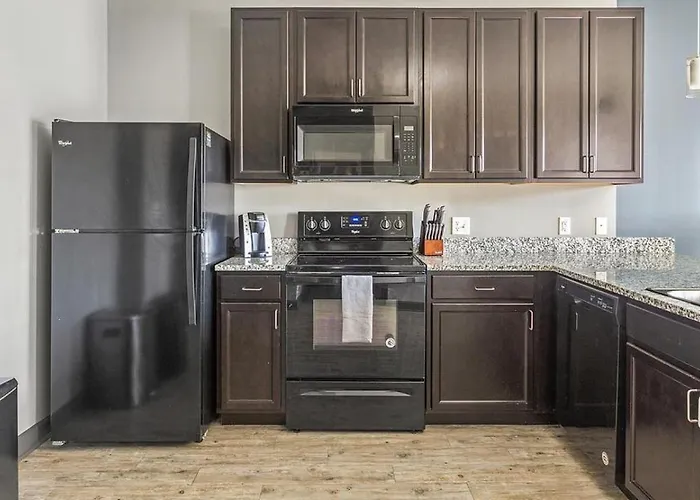 Landing Modern Apartment With Amazing Amenities