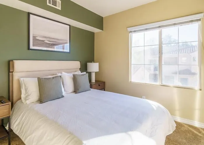 Landing Modern Apartment With Amazing Amenities