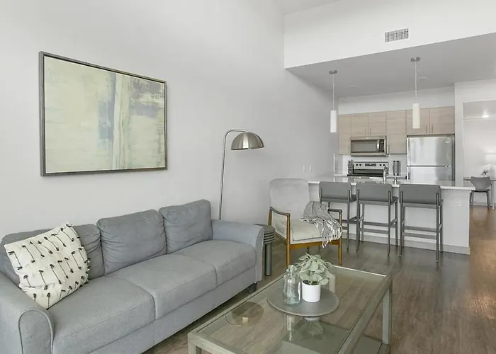 Landing Modern Apartment With Amazing Amenities