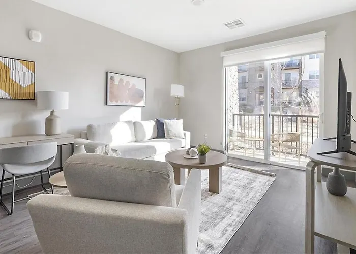 Landing Modern Apartment With Amazing Amenities