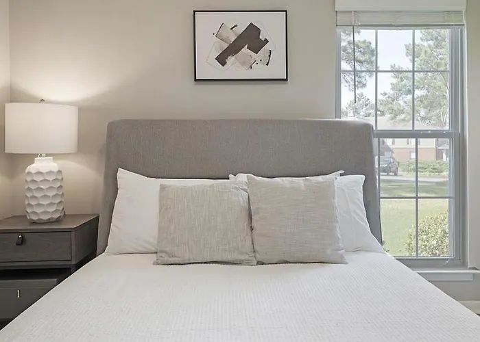 Landing Modern Apartment With Amazing Amenities