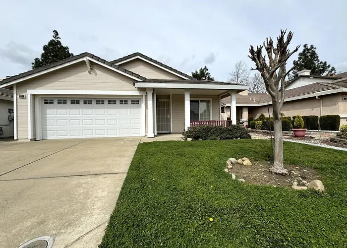 King Bed Retreat, Pet-Friendly, Rancho Cordova