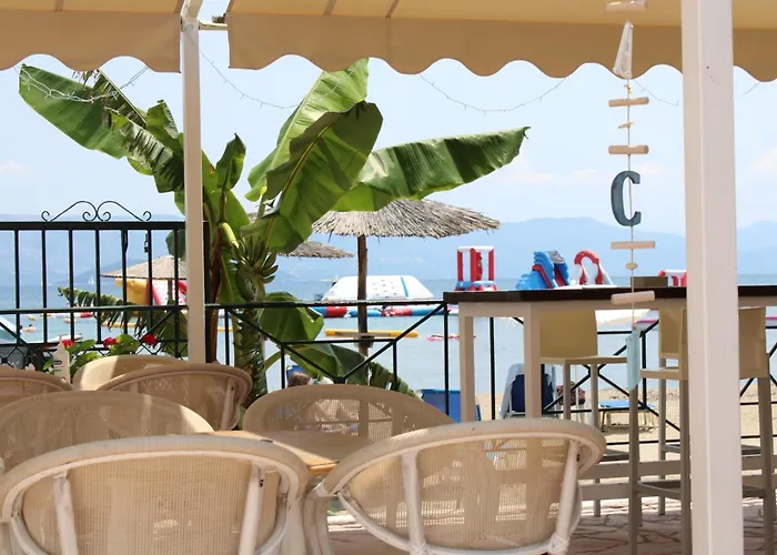 Stavros On The Beach Studios And Apartments
