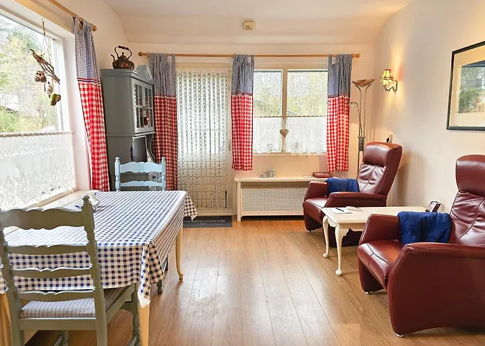 Vakantiewoning 'Villa Asterlaan' Ok36