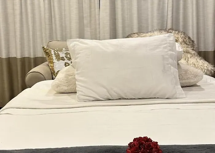 Welcoming Private Suite With French Touches
