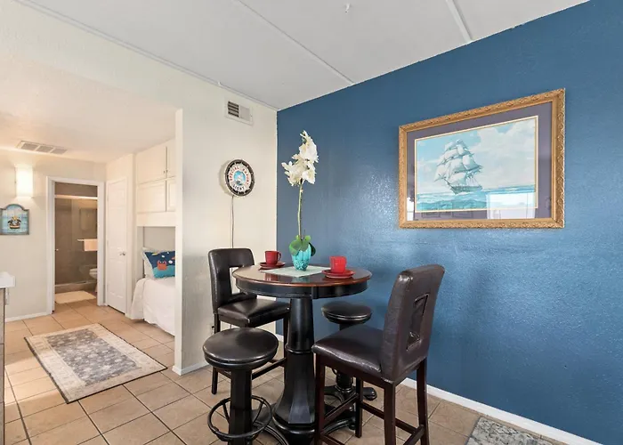 Coronado Get-Away At Fantasy Circle