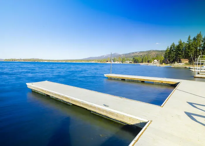 Lakefront Family Cabin By Big Bear Vacations
