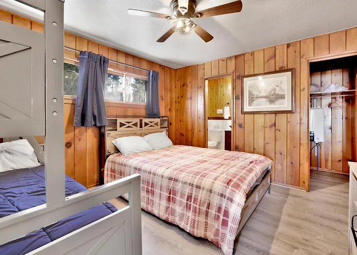 Lakeside Family Cabin By Big Bear Vacations