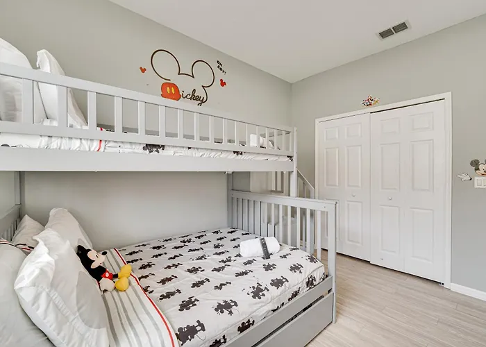 Game Room, Pool & Spa: Disney Area Getaway!