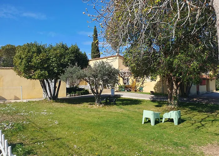 Le Mas Des Quintrands Manosque - Motel De Charme