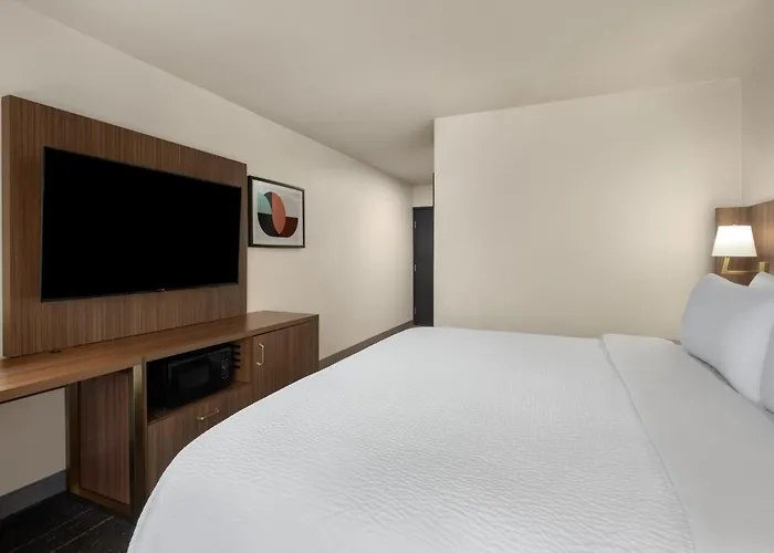 Holiday Inn Ontario By Ihg