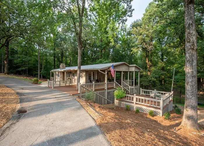 Oxford Hillside Hideaway