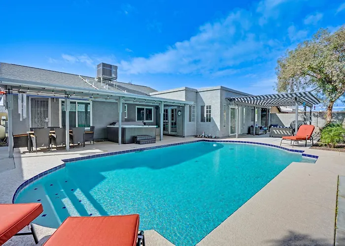Near Spring Training! Peoria Gem W/ Pool & Hot Tub