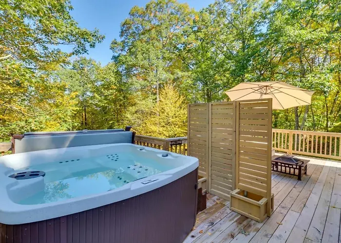Lovers Edge Romance A Frame Hot Tub,Sauna,Fire Pit, Xl Deck Pocono Mountain Luxury