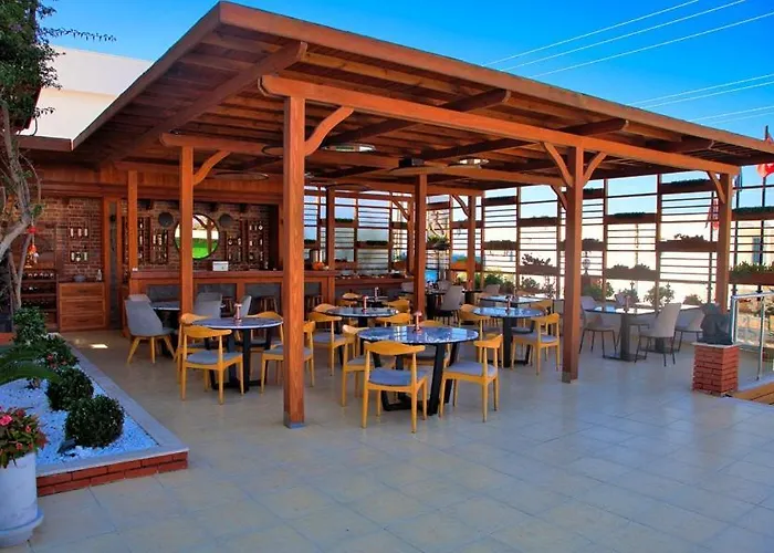West Coast Boutique Hotel