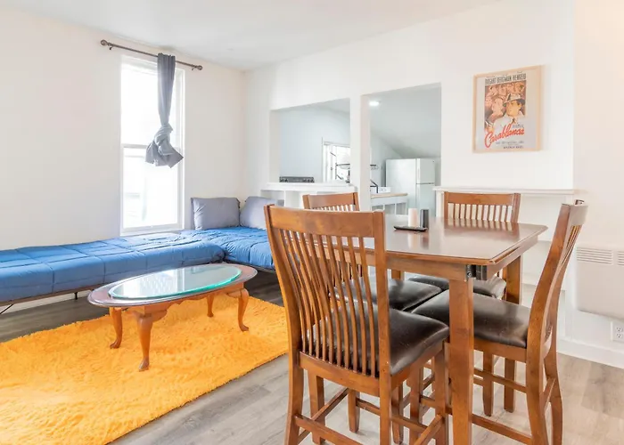 Port Huron Temp Stays - Apartment 5