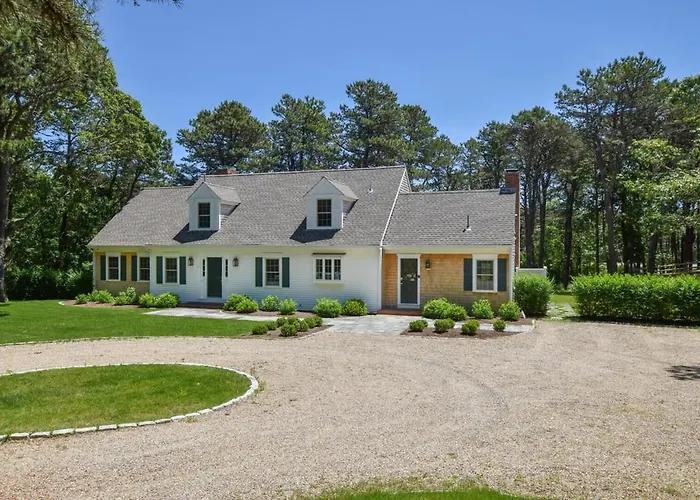 Pond-Front Home W Water Views
