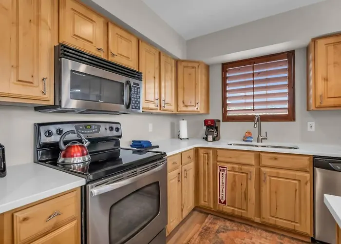 2Br Near Deer Valley East Village