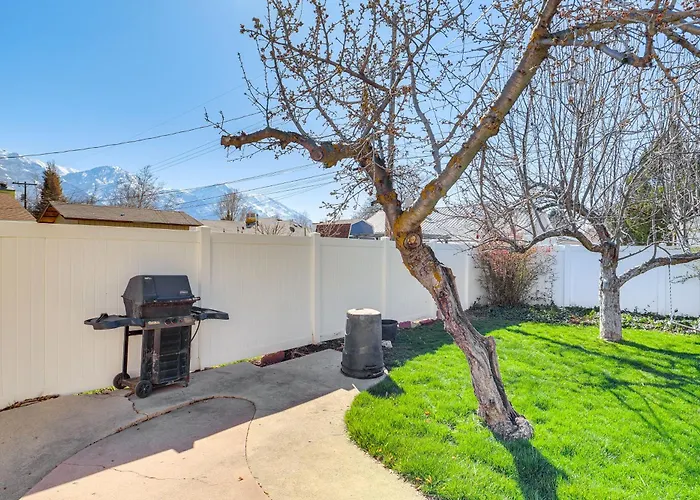 Charming Orem Home W/ Yard - Near Byu & Uvu!