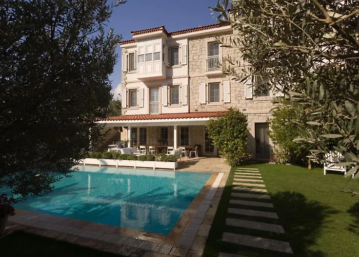 Peremere Alacati Otel