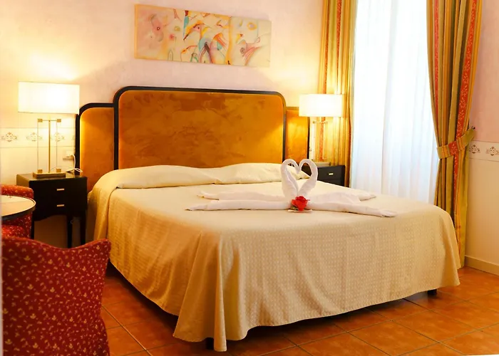 Caroline Hotel