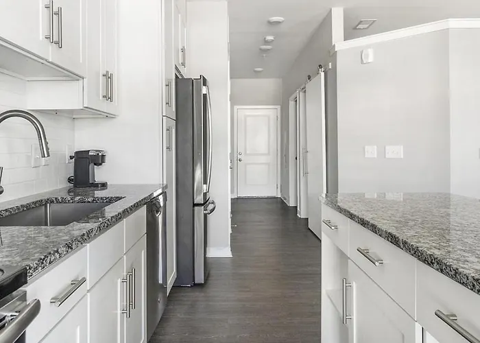 Landing Modern Apartment With Amazing Amenities Id1234X280