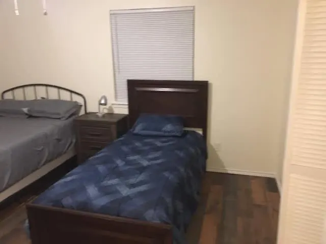 Two-Bed One-Bath Downstairs Close To Fort Sill!