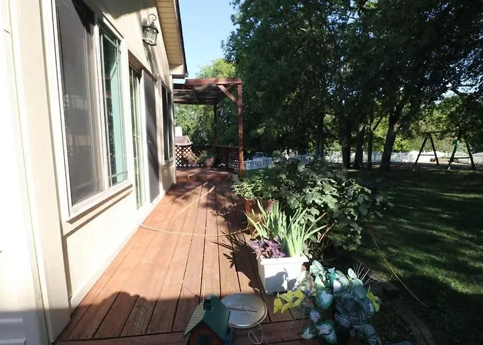 3-Bedroom Retreat With Private Yard
