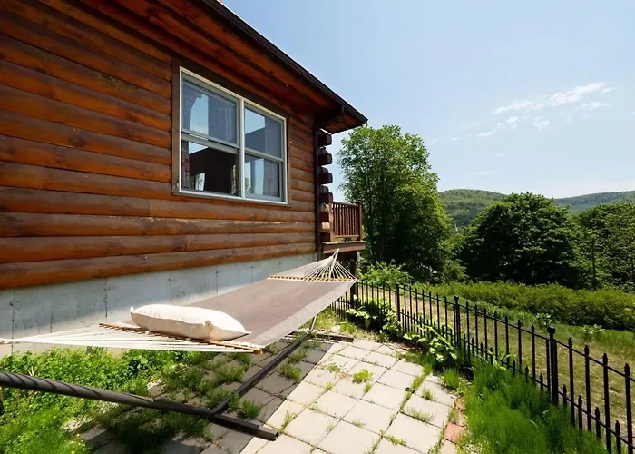 Great Barrington, Cabin Sleeps 14, Walk To Town