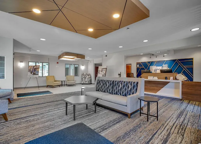 Holiday Inn Express Hotel & Suites Portland - Jantzen Beach By Ihg