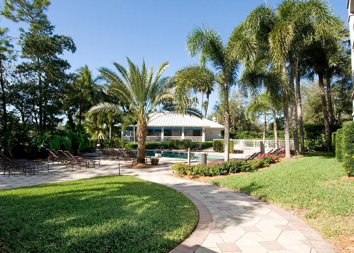 Trianon Bonita Bay Hotel